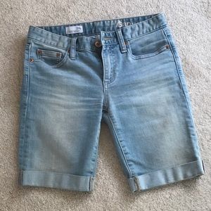 GAP WOMEN’S SIZE 24P SKINNY BERMUDA SHORTS